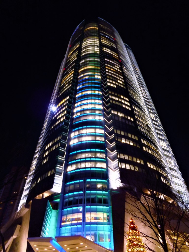 Roppongi Hills Mori Tower at night