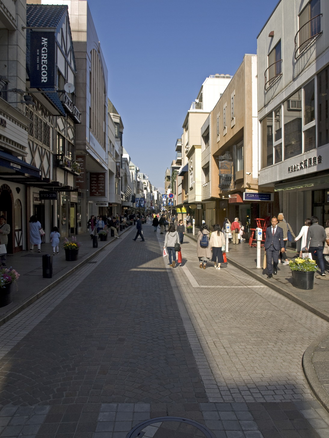 Motomachi shopping street